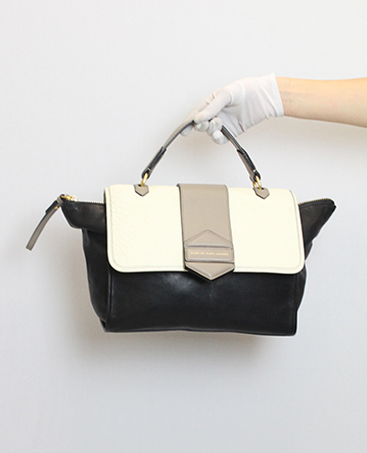 Flipping Out Bag, 280&euro;, Negro, Animal - Piel, Vista frontal